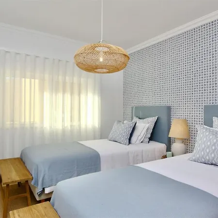 Апартаменты Adam's Place *