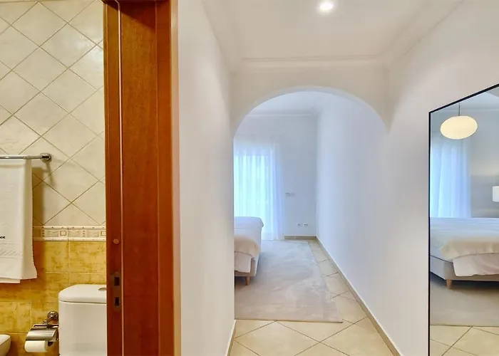 Adam's Place * Vilamoura