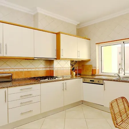 Adam's Place Apartman Vilamoura