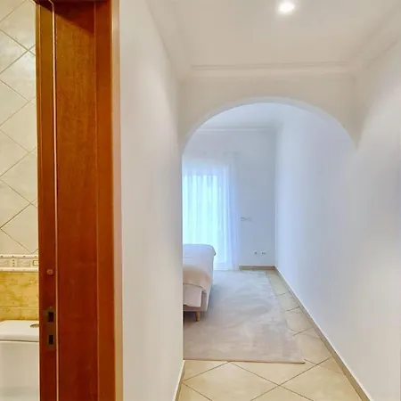 Adam's Place * Vilamoura